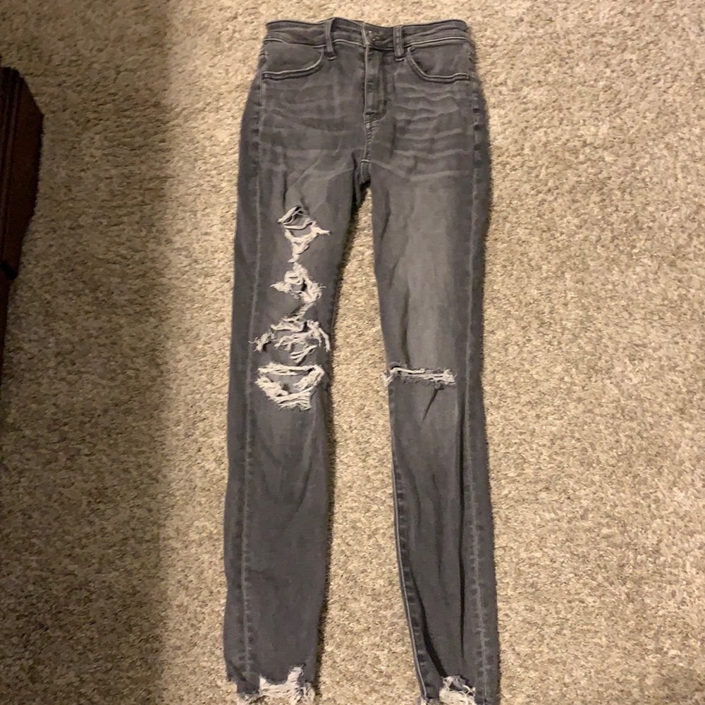 Gray ripped skinny jeans